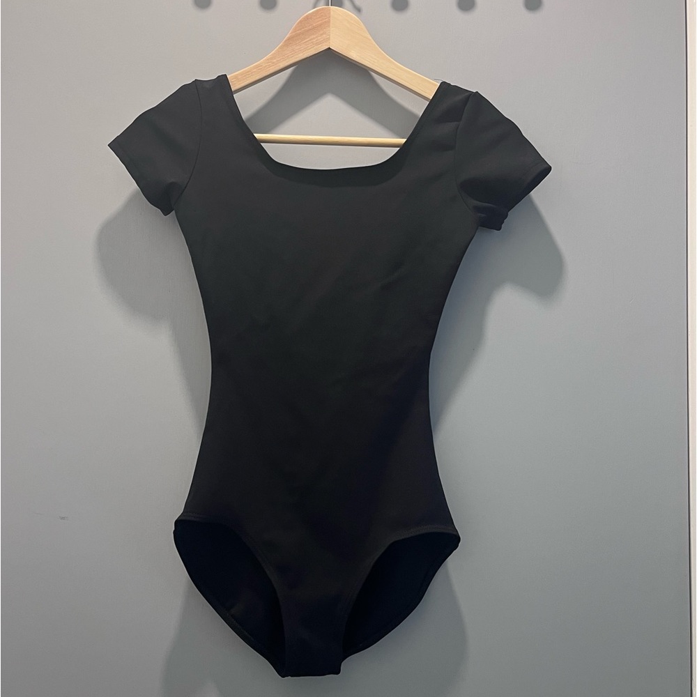 Capezio short-sleeved leotard
